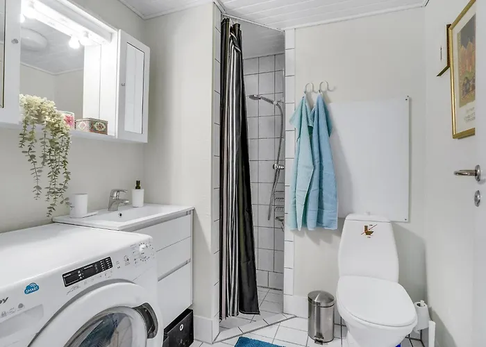 1 Bedroom Beautiful In בית נופש